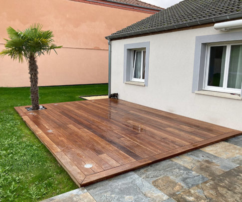 Réalisation d’une terrasse en bois exotique Cumaru